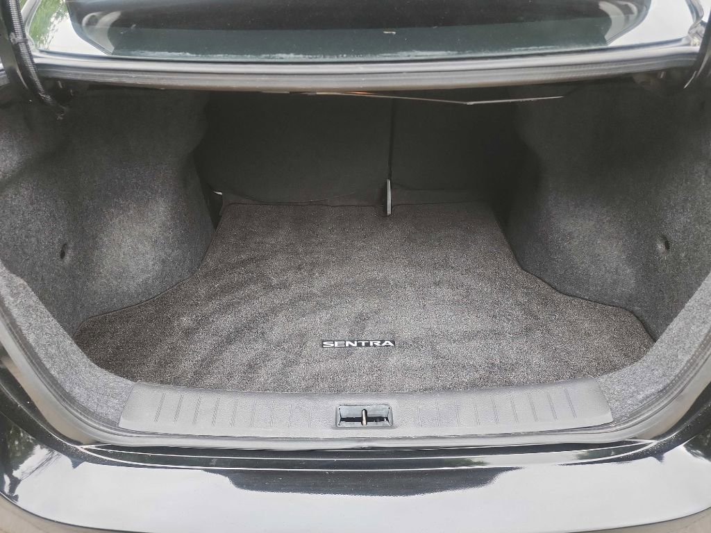 Used 2019 Nissan Sentra S FWD image 25
