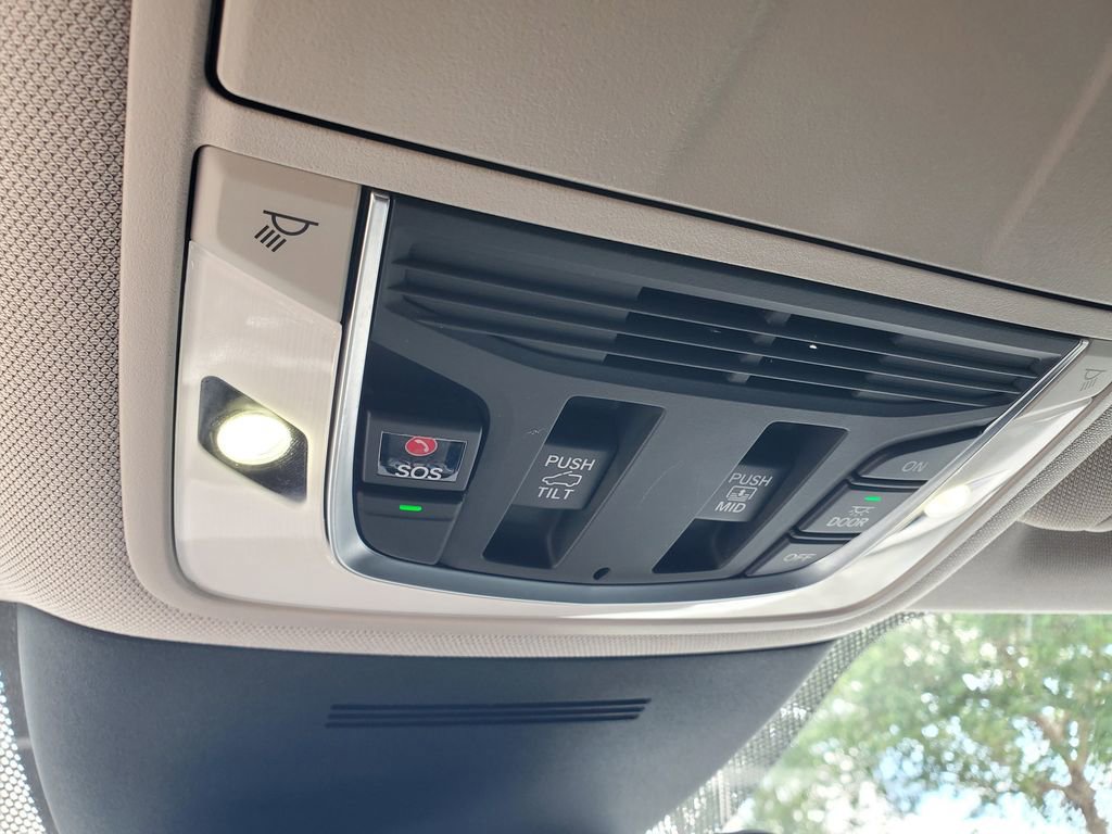 Used 2026 Acura MDX w/ Technology Package image 36