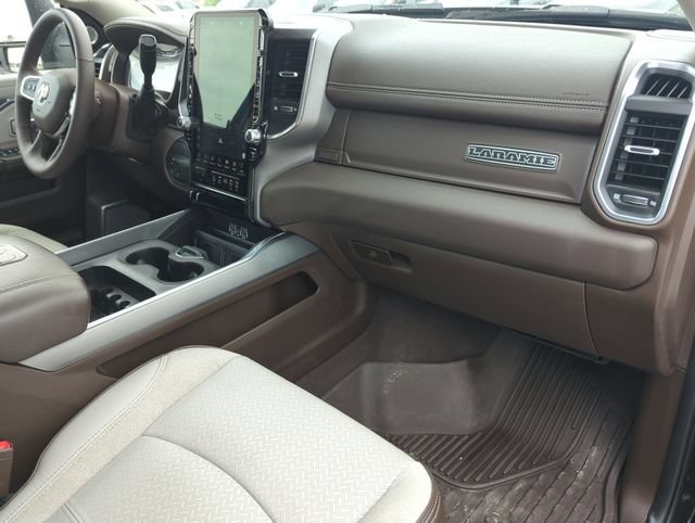 Used 2025 RAM 2500 Laramie AWD/4WD image 28