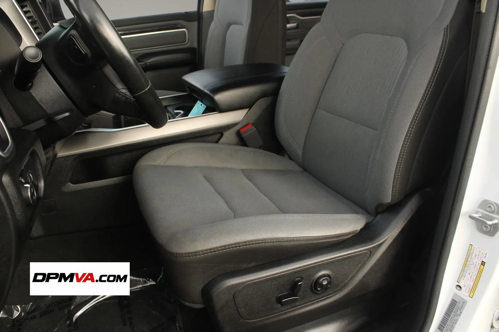 Used 2019 RAM 1500 Big Horn AWD/4WD image 16