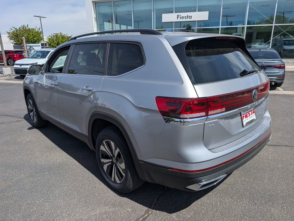 Used 2025 Volkswagen Atlas SE image 7