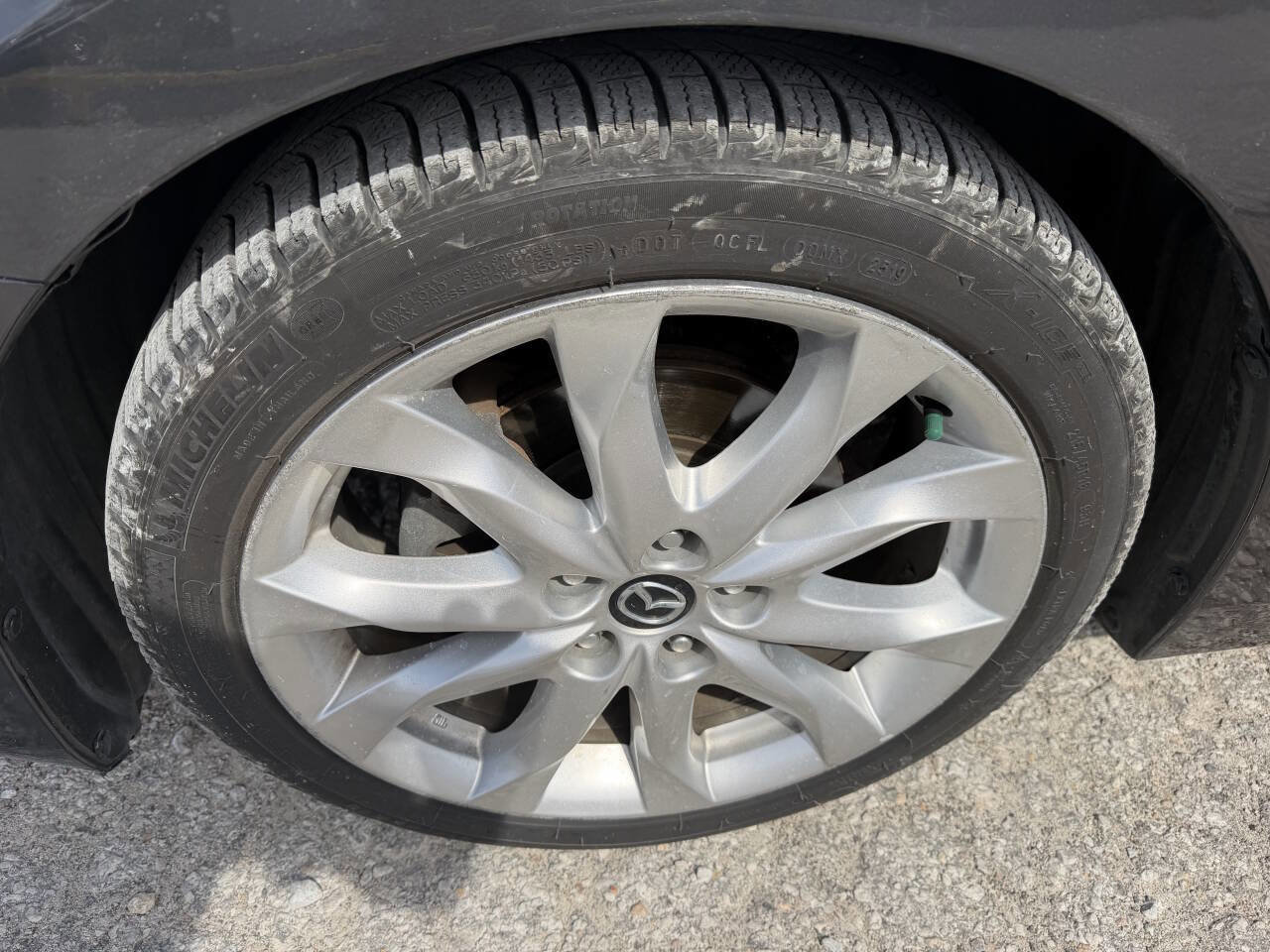 Used 2014 MAZDA MAZDA3 s Touring FWD image 9