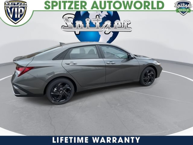 New 2026 Hyundai Elantra Sport FWD image 9