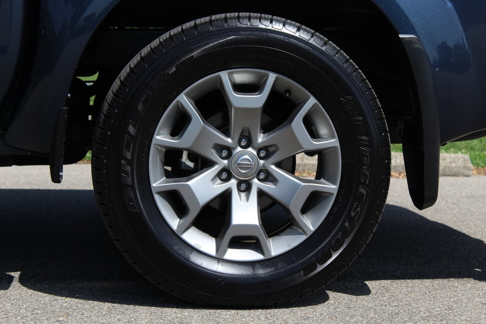 Used 2020 Nissan Frontier SV AWD/4WD image 29