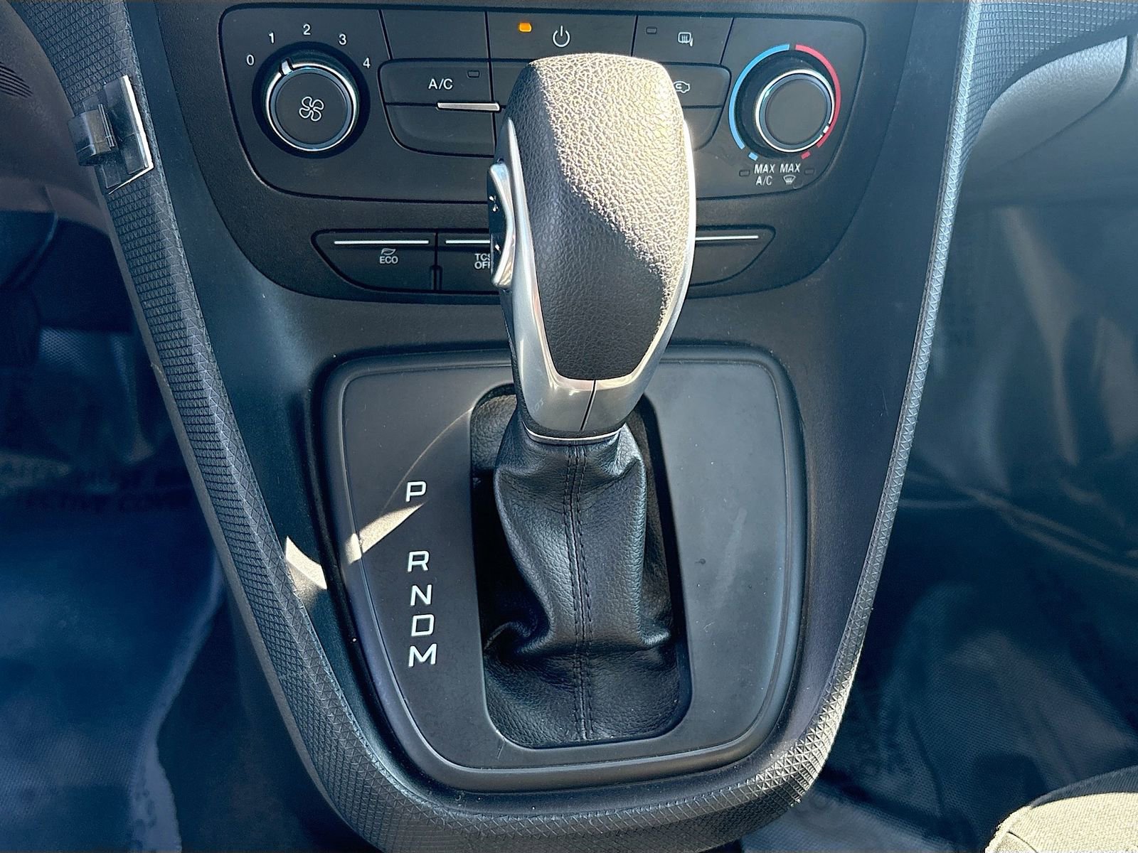 Used 2023 Ford Transit Connect XL image 16