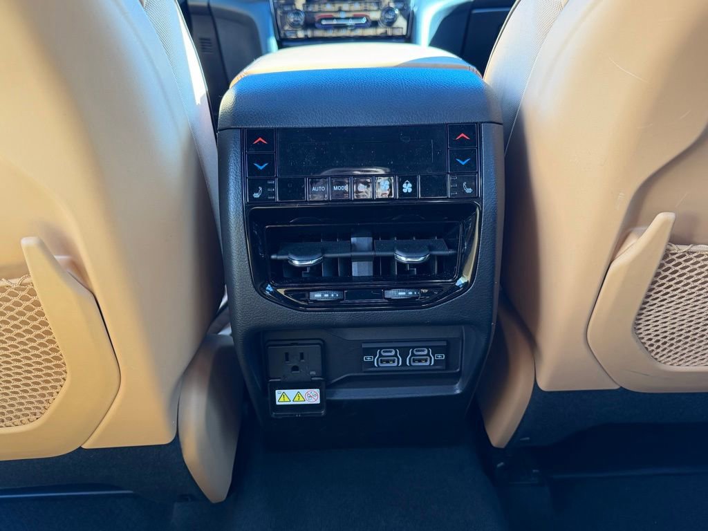 Certified 2024 Jeep Grand Cherokee Summit image 33