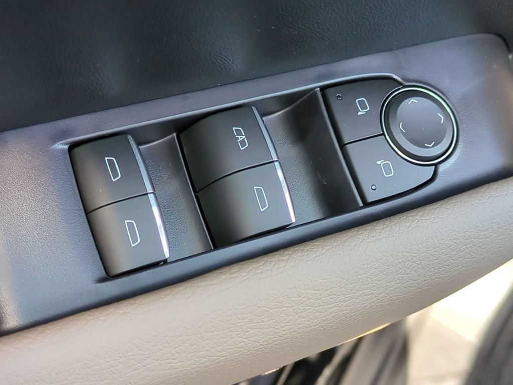 New 2026 GMC Canyon Denali w/ LPO, Denali Black Edition AWD/4WD image 24
