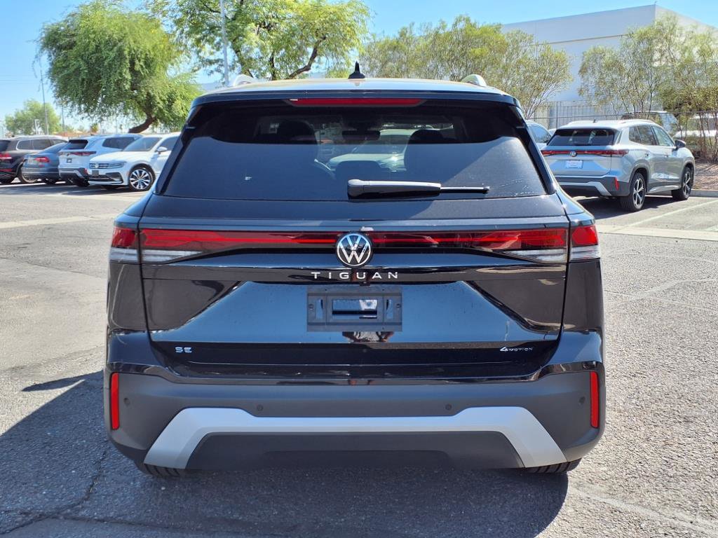 New 2025 Volkswagen Tiguan SE image 5