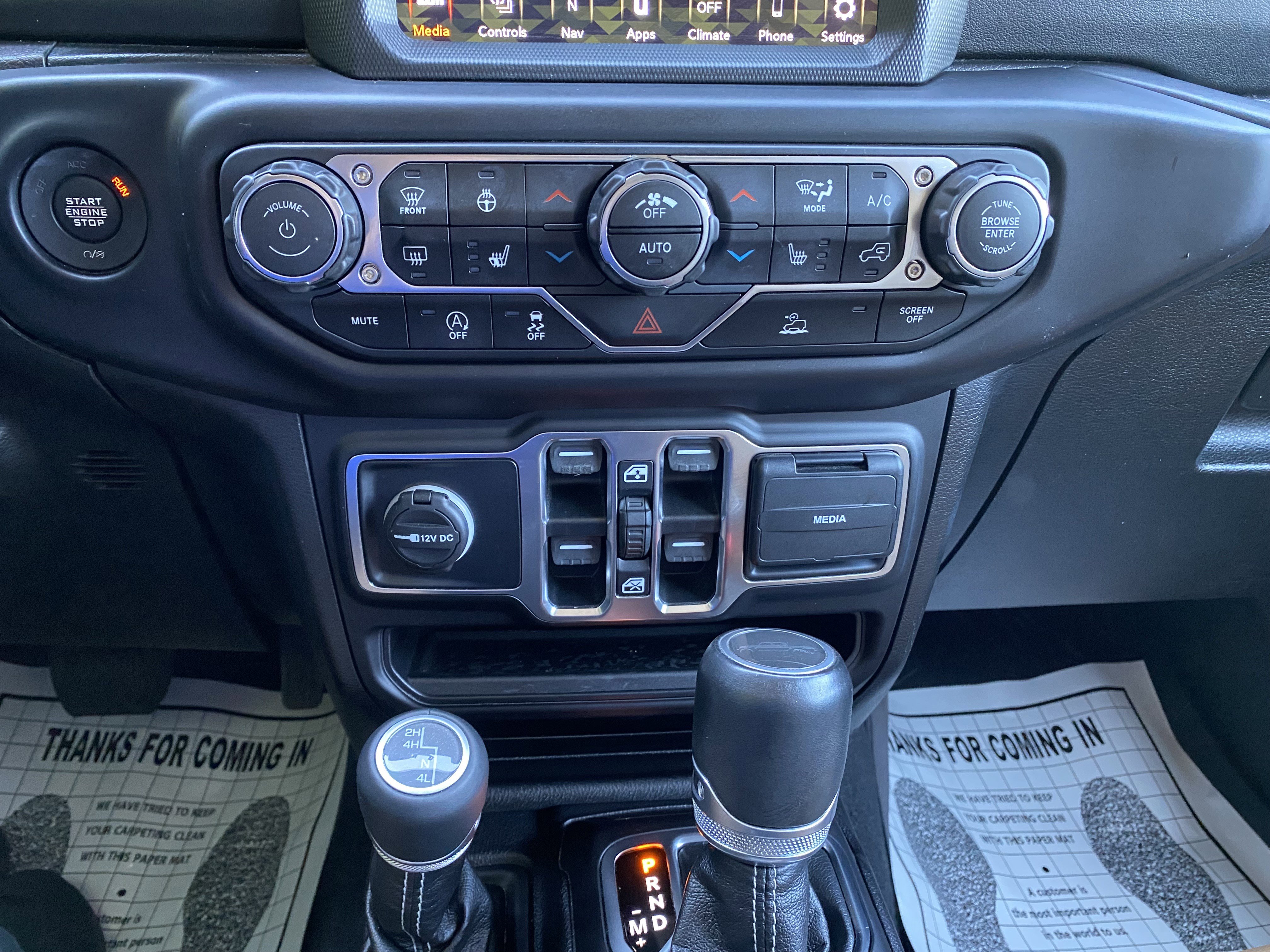 Used 2020 Jeep Gladiator Overland AWD/4WD image 29