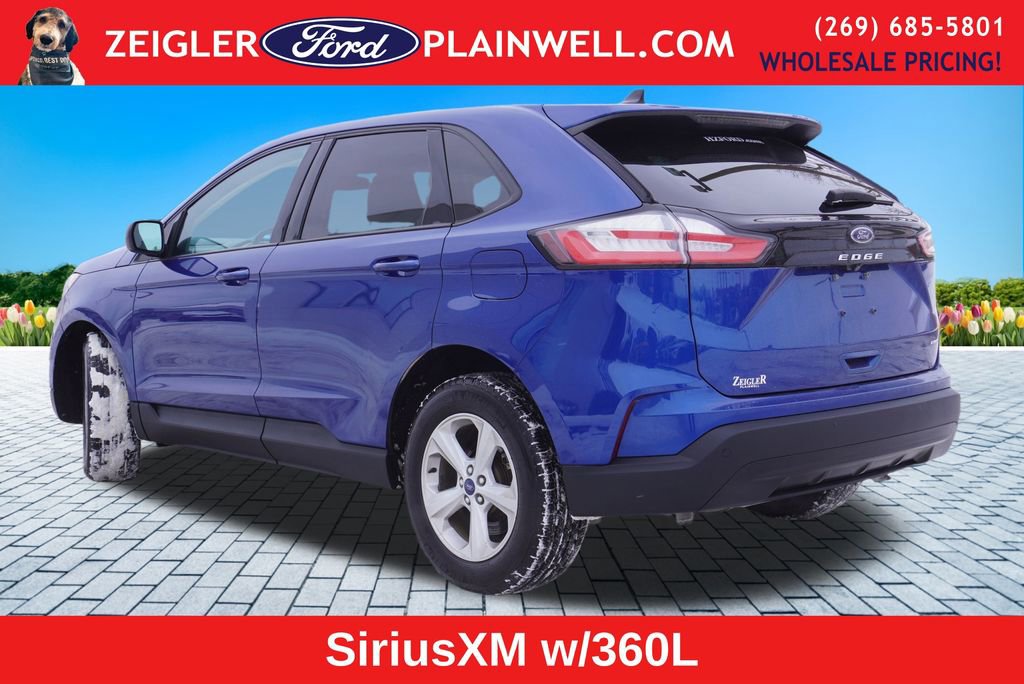 Used 2021 Ford Edge SE image 2