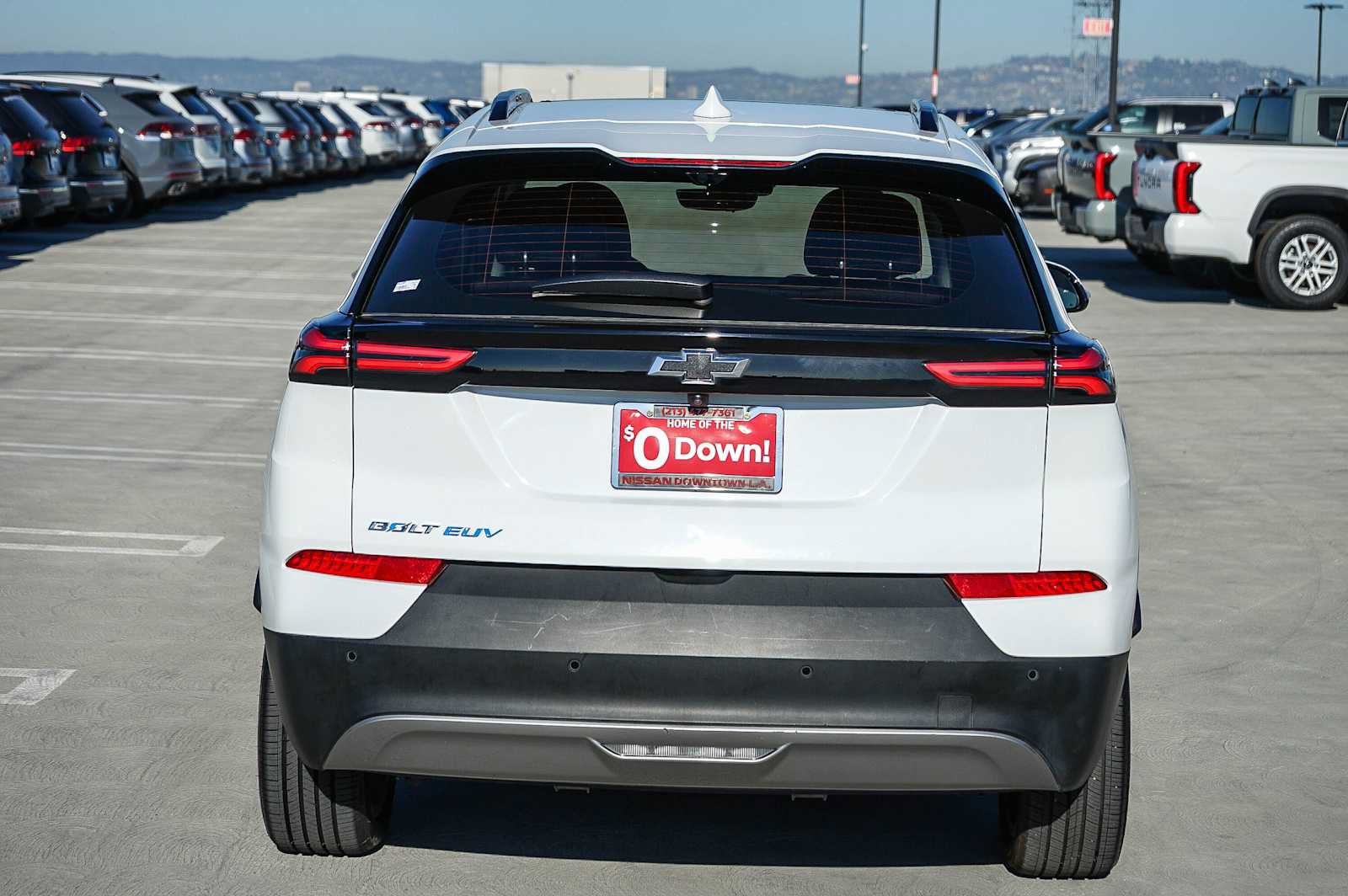 Used 2022 Chevrolet Bolt EUV Premier w/ Sun & Sound Package FWD image 7