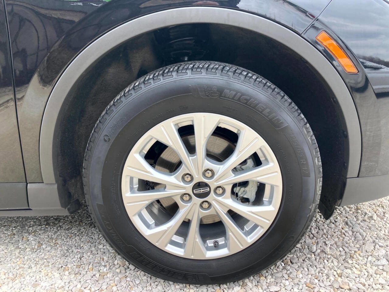 Used 2023 Lincoln Corsair Reserve image 27