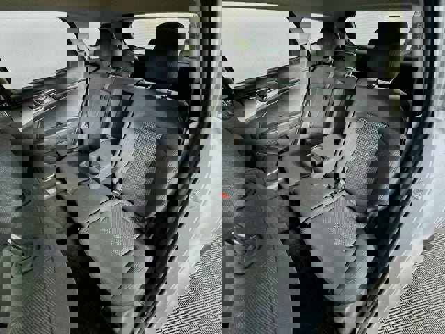 Certified 2025 Kia Sportage LX image 24