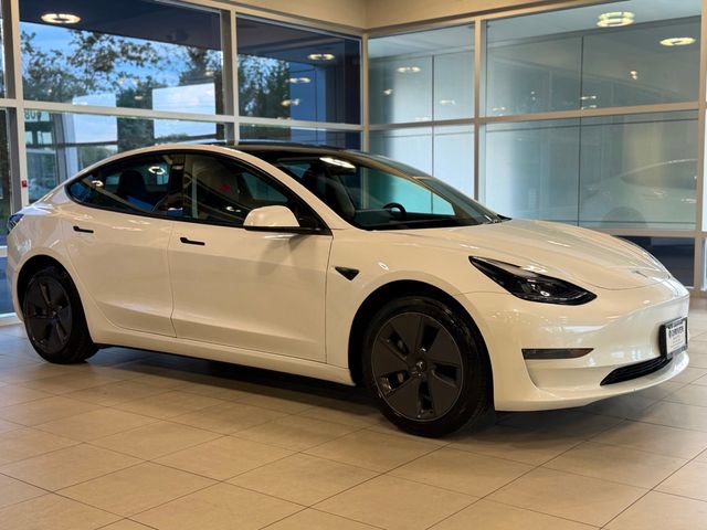 Used 2023 Tesla Model 3 Standard Range RWD image 5