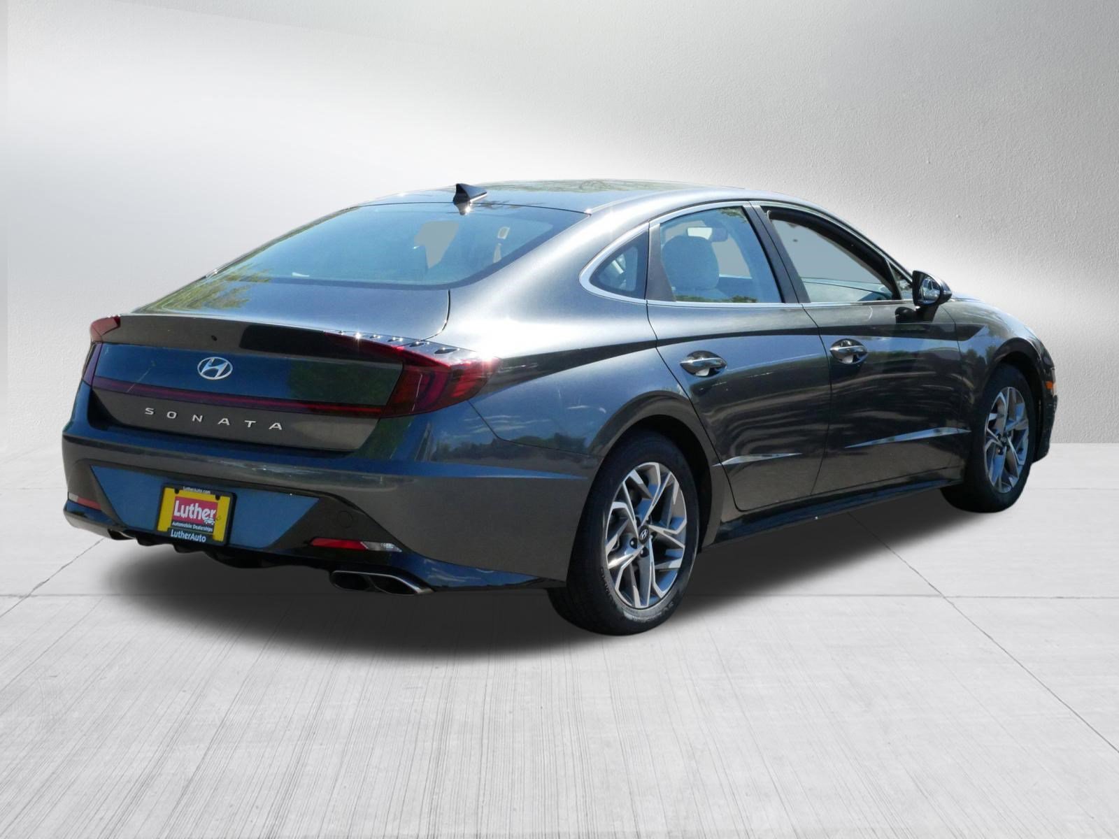 Used 2023 Hyundai Sonata SEL FWD image 7