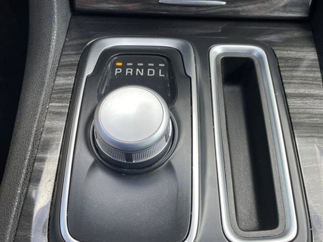 Used 2019 Chrysler 300 Touring L w/ Quick Order Package 22F image 25