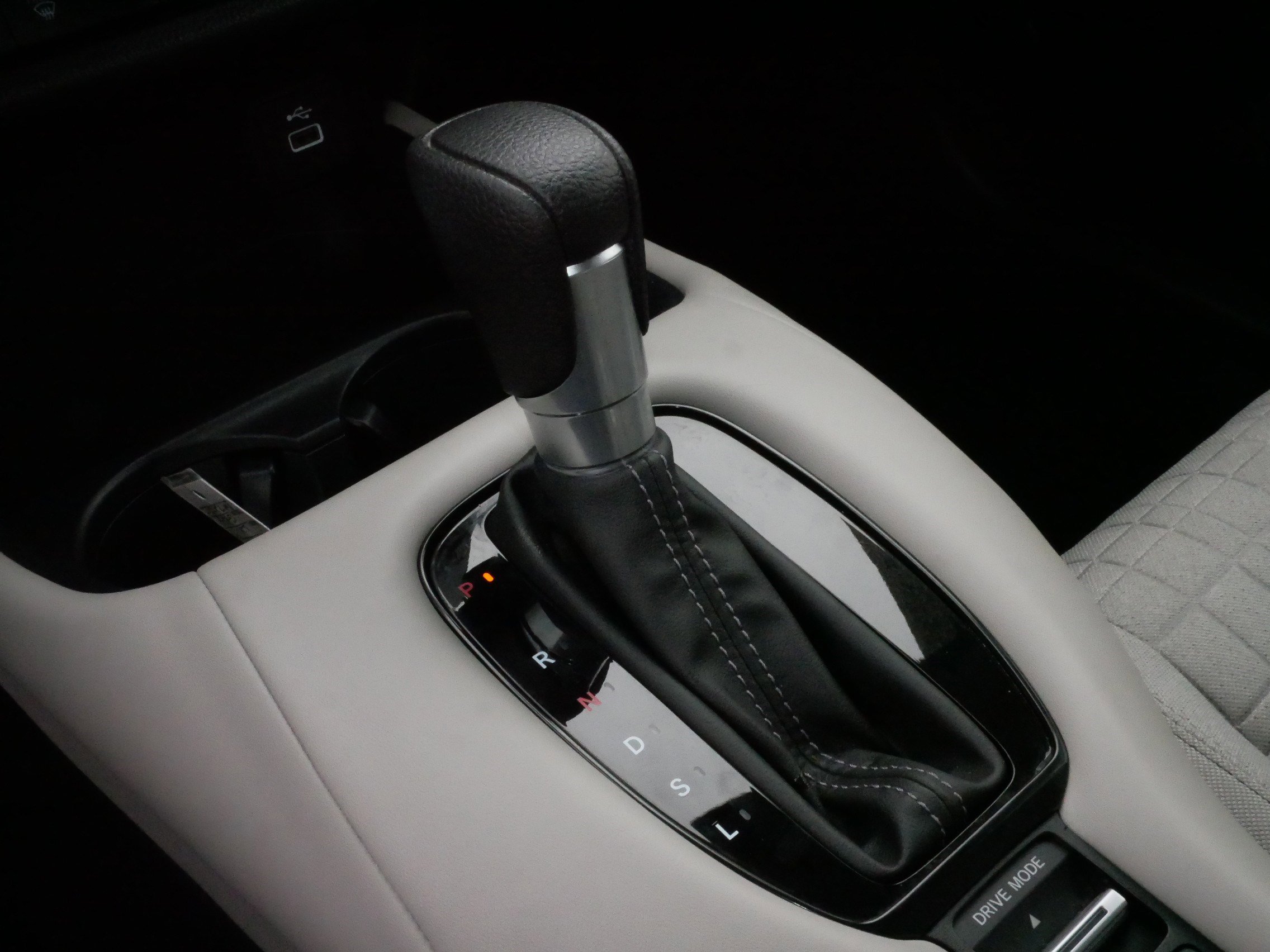 Certified 2023 Honda HR-V LX image 24