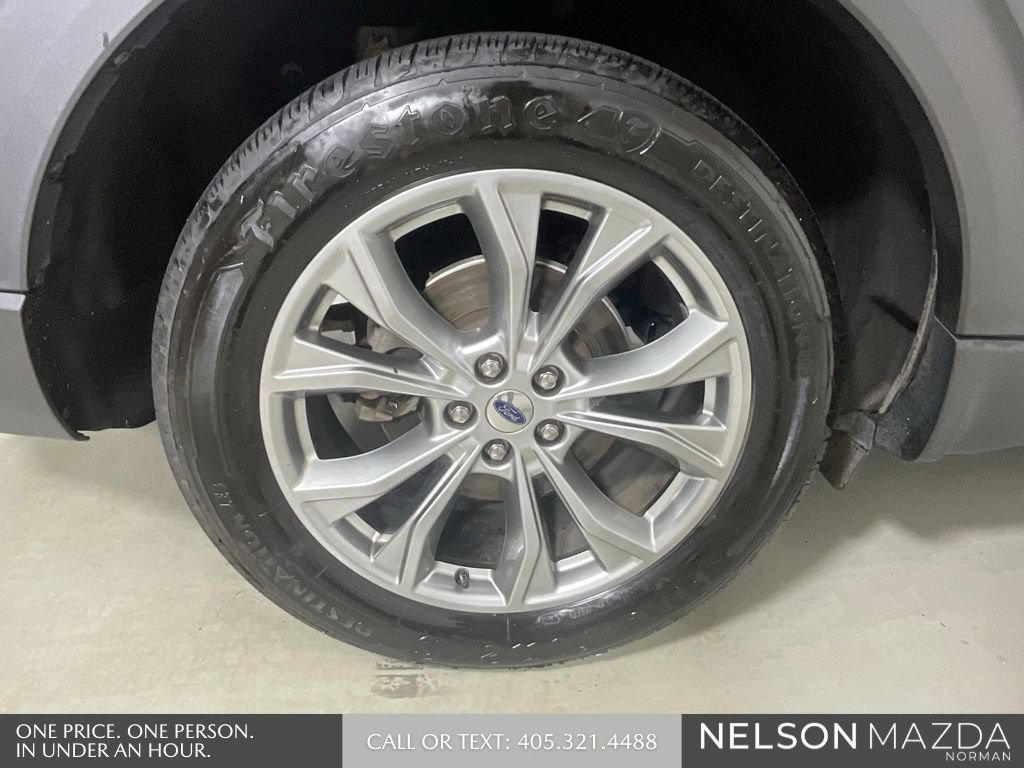 Used 2021 Ford Explorer Limited w/ Equipment Group 301A AWD/4WD image 10