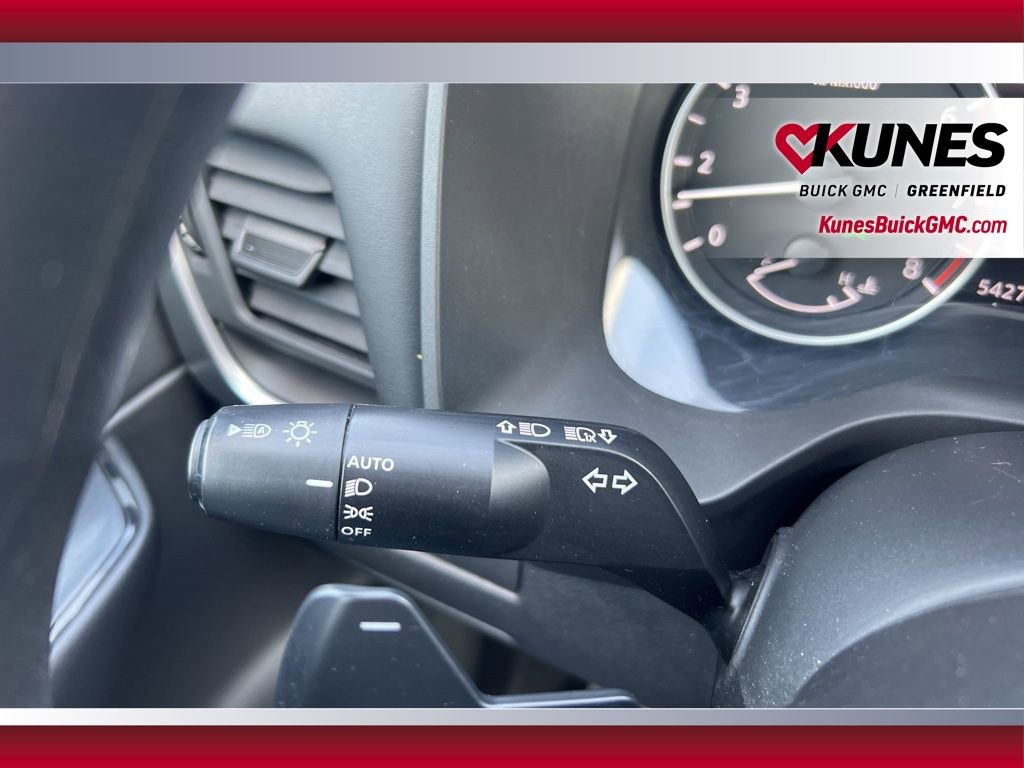 Used 2024 Nissan Rogue S image 18