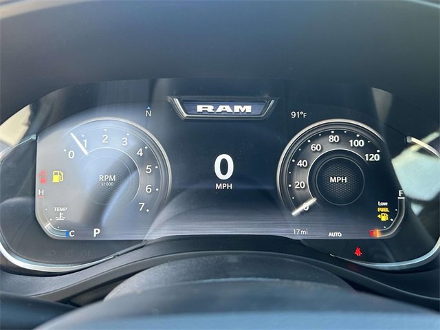 New 2026 RAM 1500 4x4 Crew Cab image 36