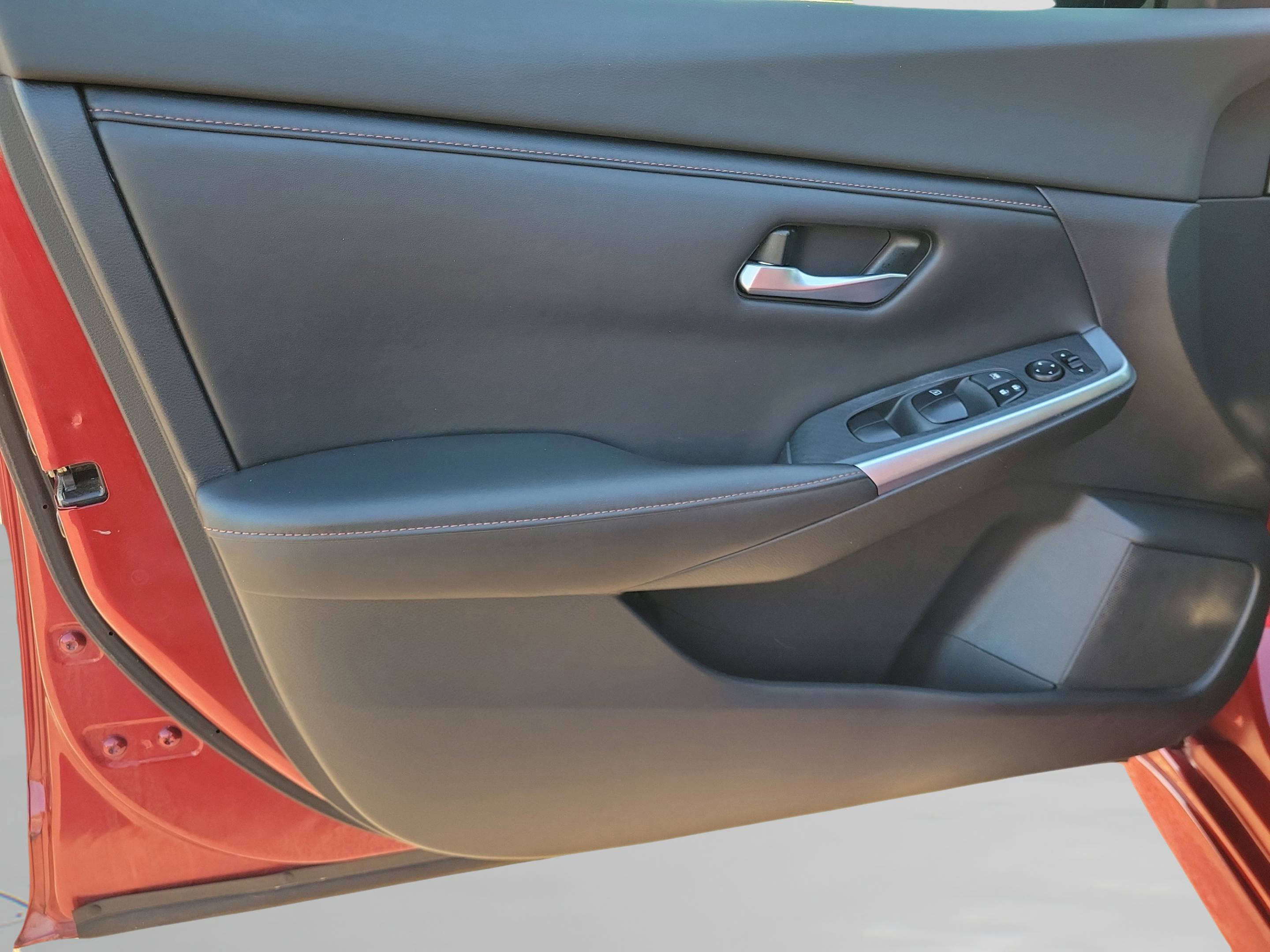 Used 2021 Nissan Sentra SR image 17