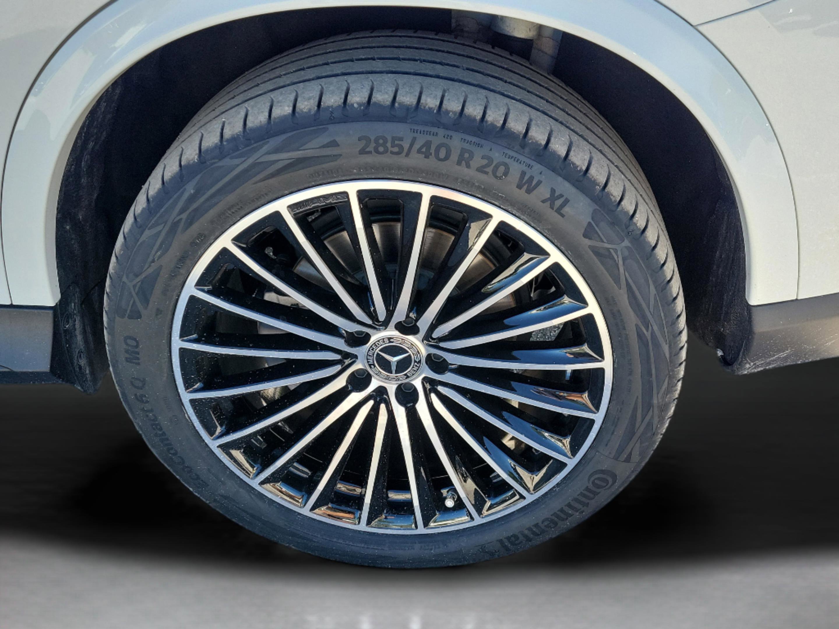 Certified 2024 Mercedes-Benz GLC 300 image 5
