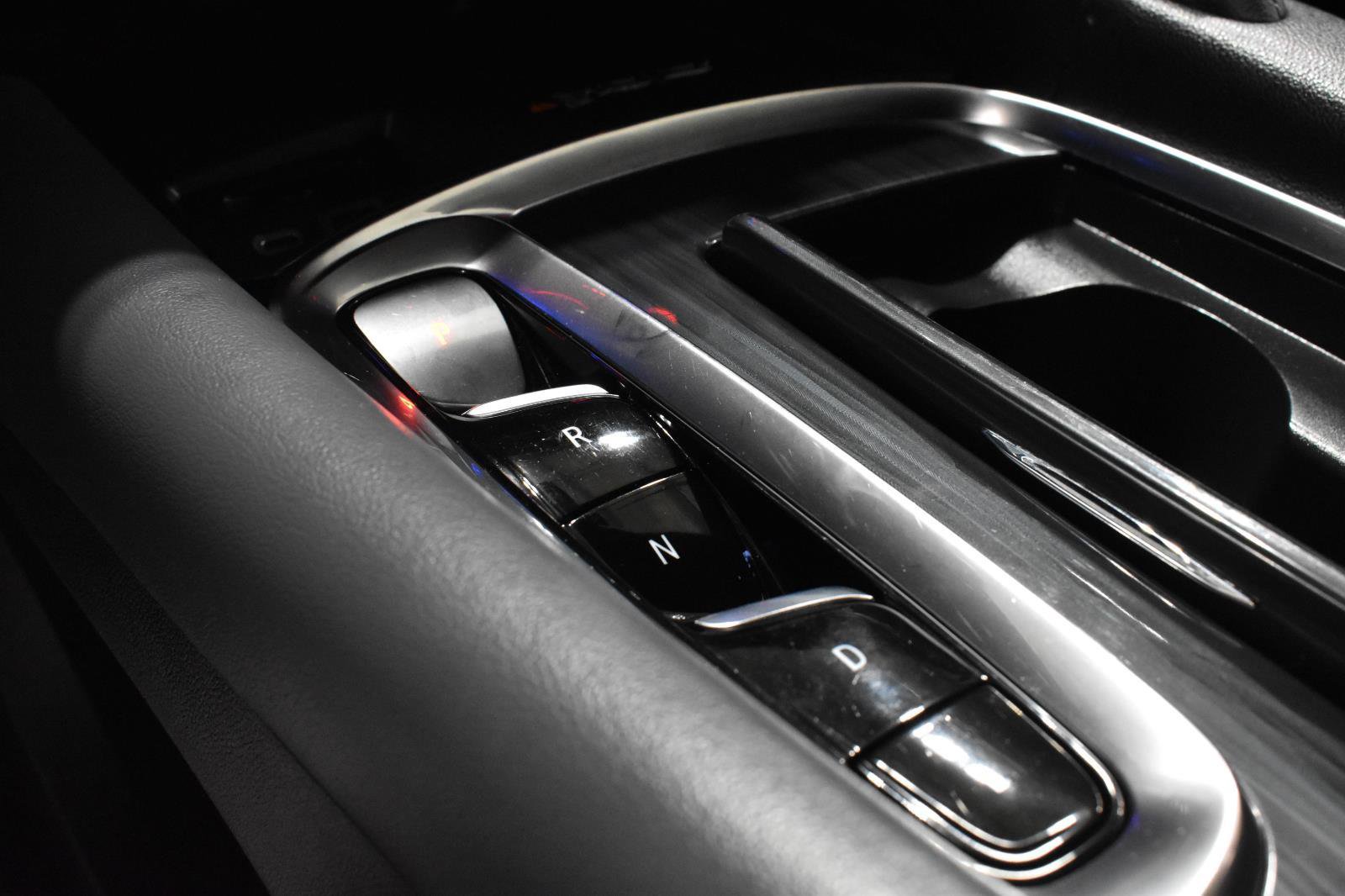 Used 2024 Buick Enclave Essence w/ Sport Touring Edition image 23