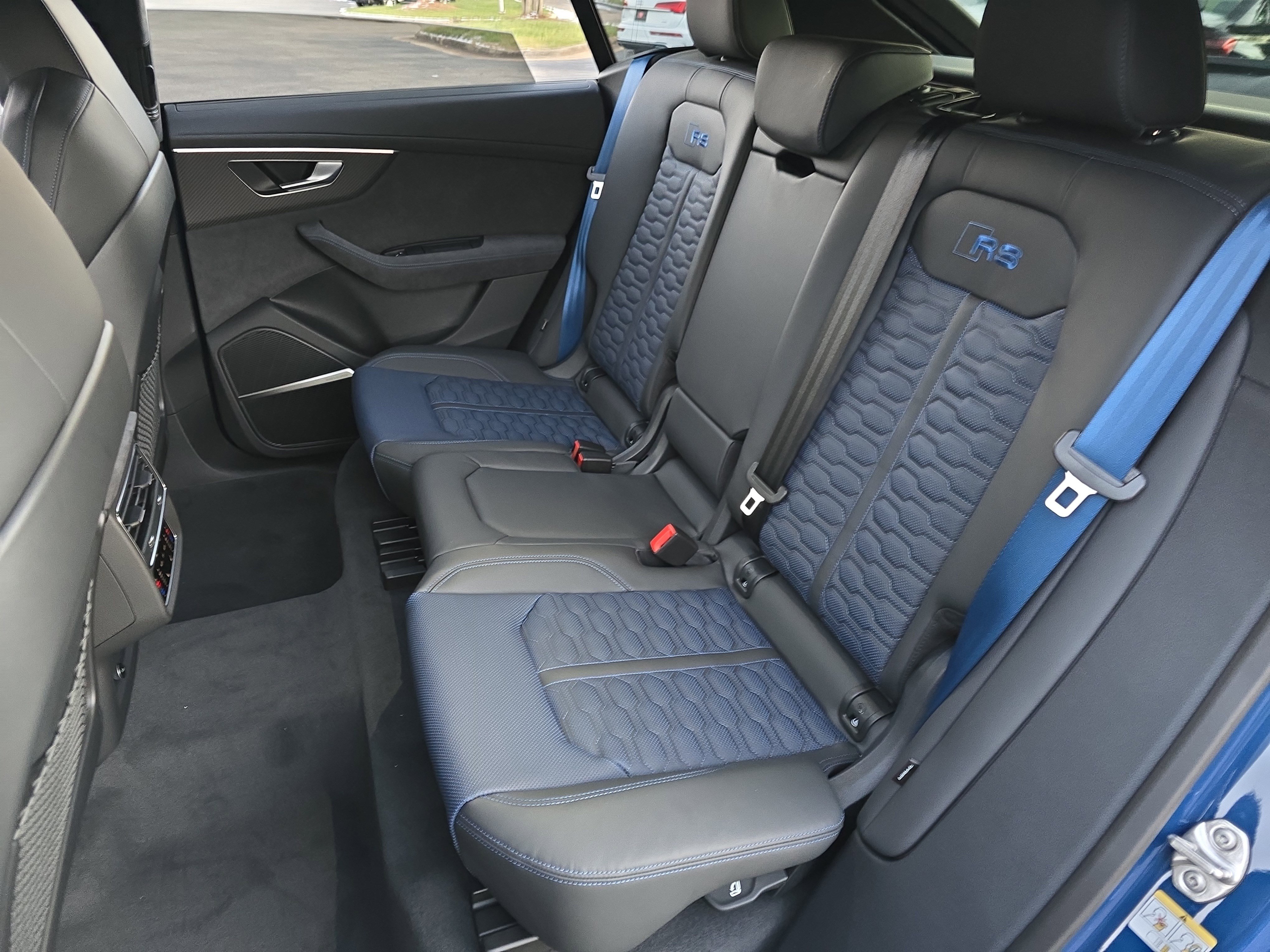 New 2026 Audi RS Q8 performance image 14