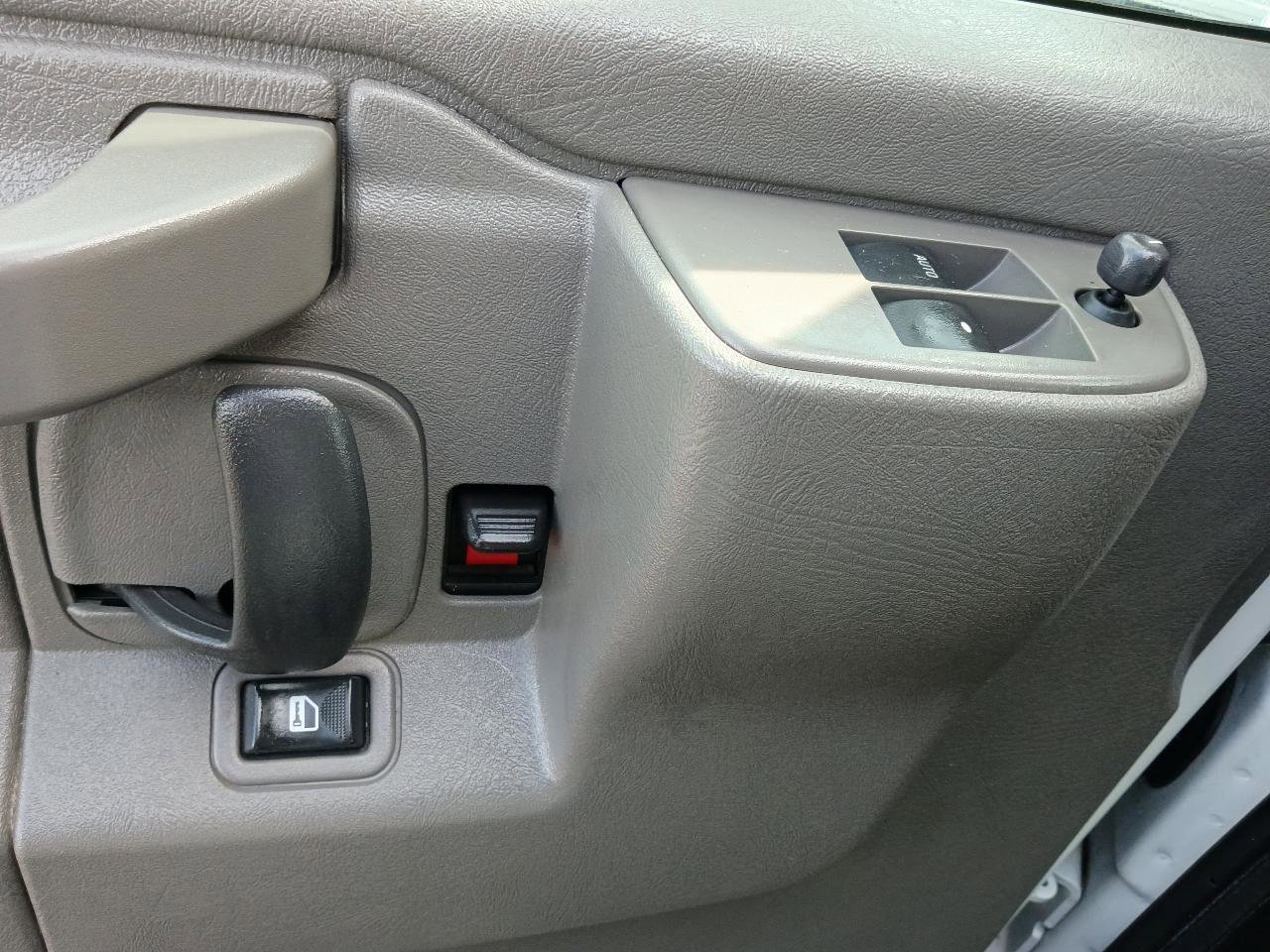 Used 2022 Chevrolet Express 3500 LS RWD image 10