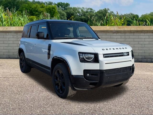 New 2026 Land Rover Defender 110 X-Dynamic SE image 3