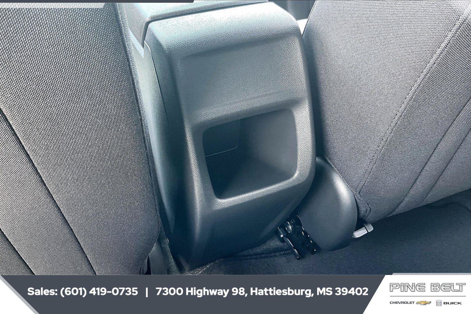 Used 2026 Chevrolet Trax LS w/ LS Convenience Package FWD image 25