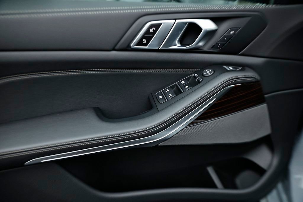 New 2026 BMW X5 xDrive40i AWD/4WD image 14