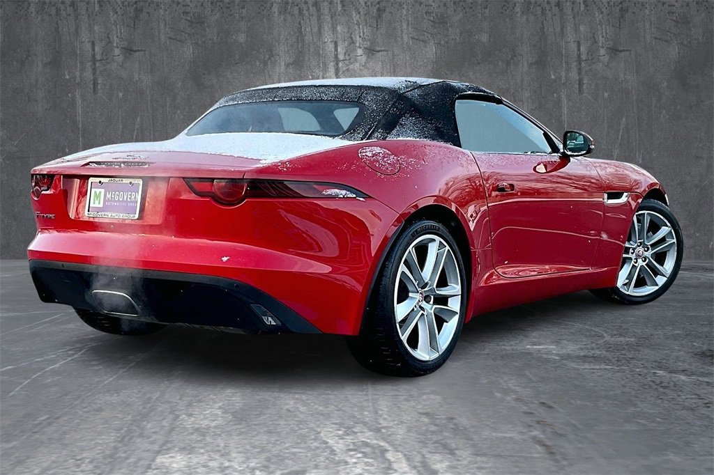 Used 2018 Jaguar F-TYPE Convertible image 6