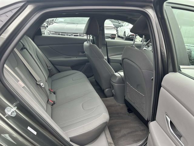 Used 2024 Hyundai Elantra SEL w/ Convenience Package image 12