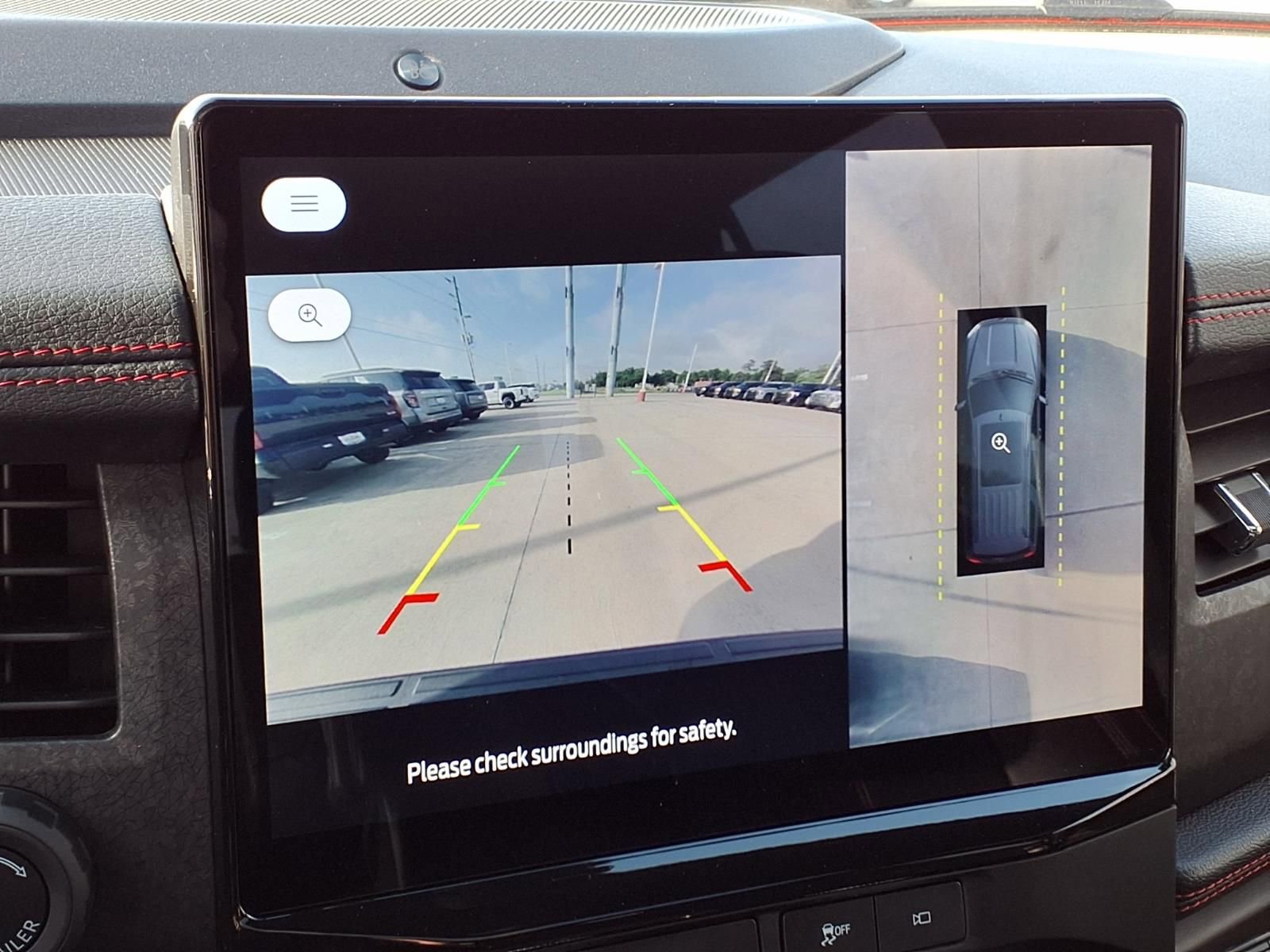 Used 2023 Ford Expedition Limited image 11