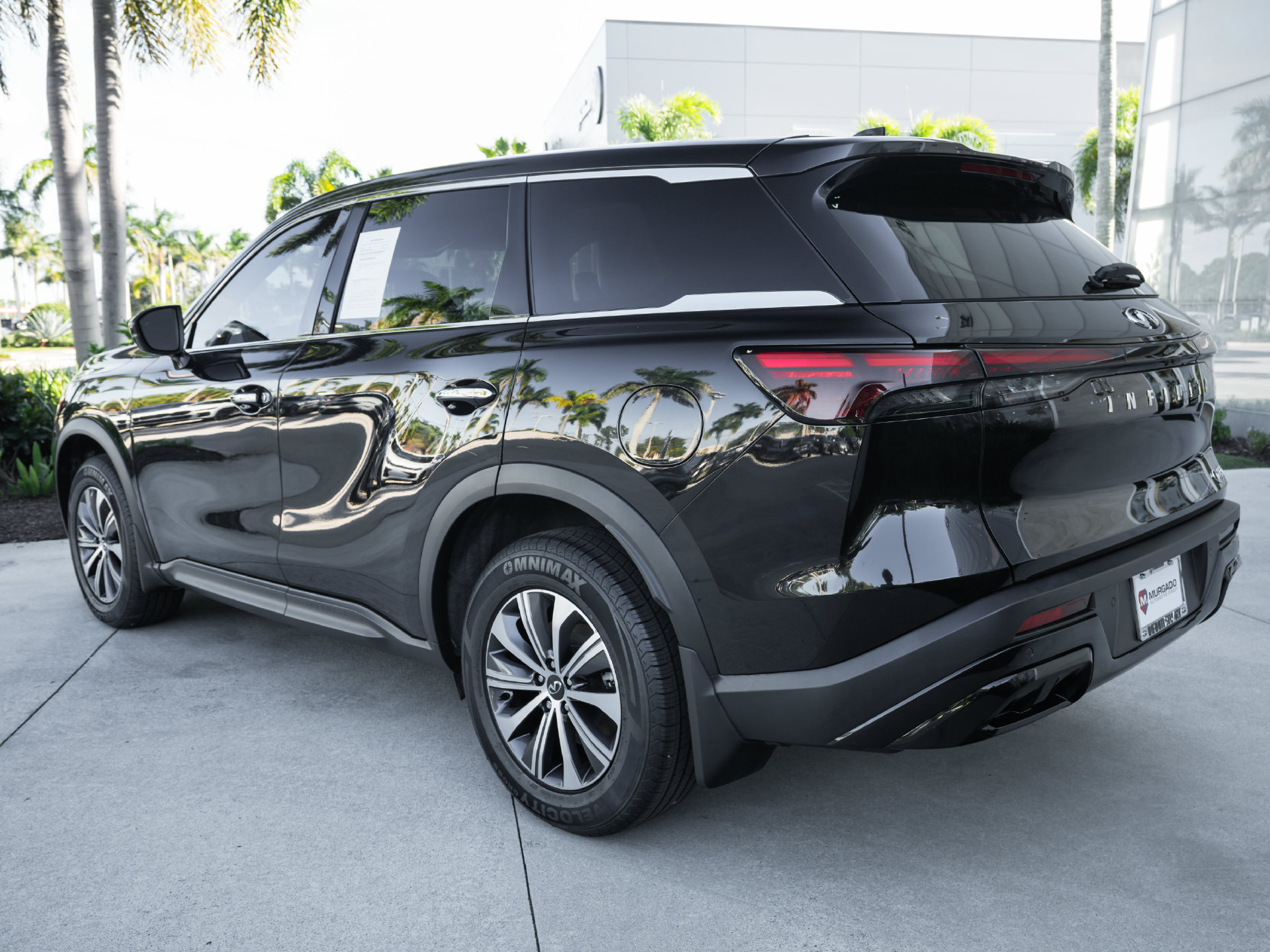 Used 2023 INFINITI QX60 Pure FWD image 32