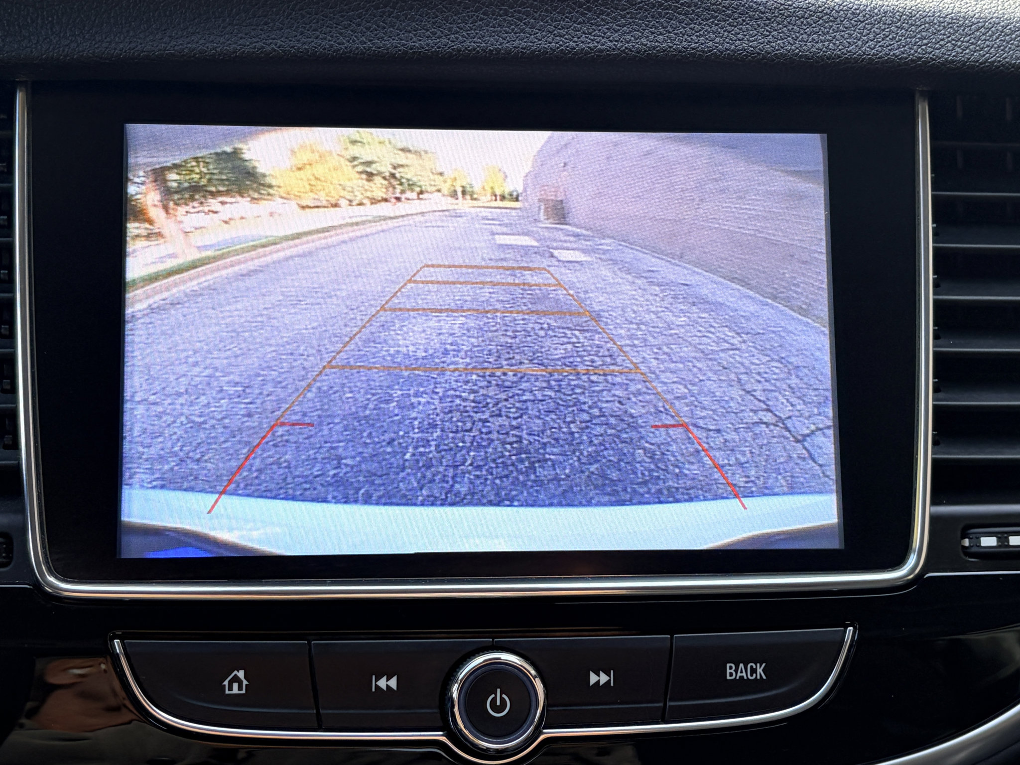 Used 2018 Buick Encore Preferred FWD image 28