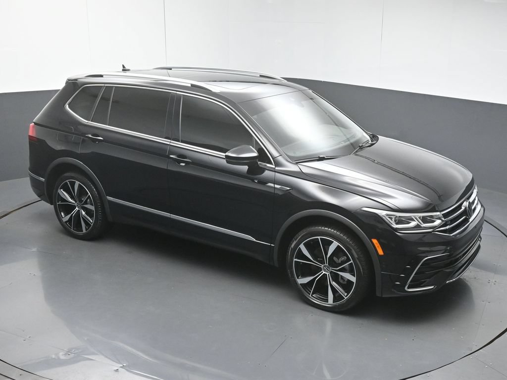 Used 2024 Volkswagen Tiguan SEL R-Line AWD/4WD image 36