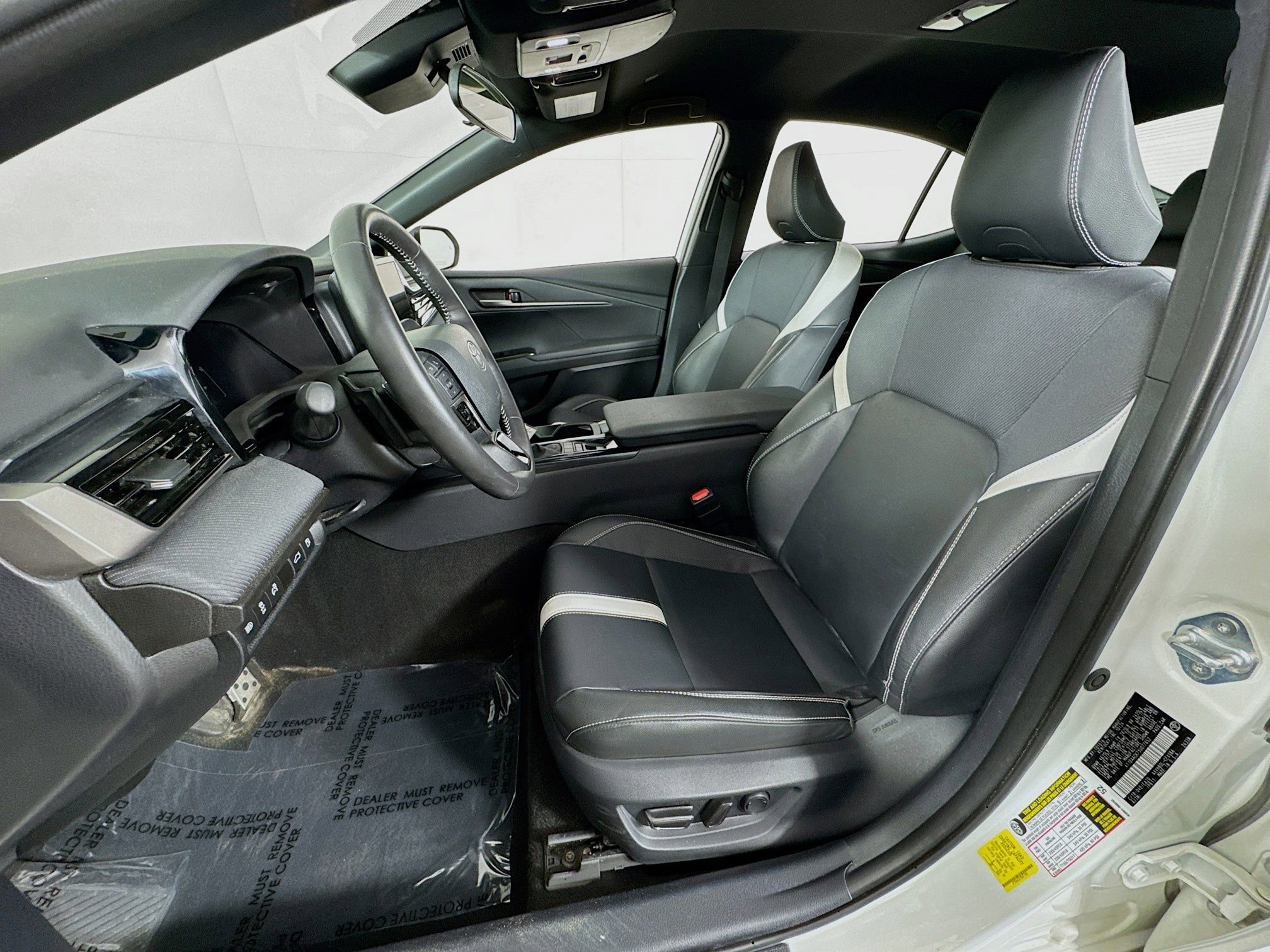 Certified 2025 Toyota Camry SE image 12