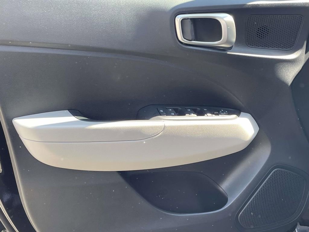 New 2026 Hyundai Venue SEL image 13