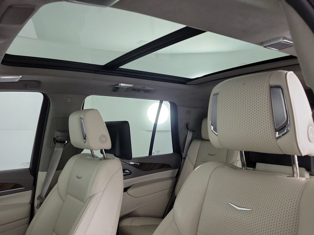 Certified 2024 Cadillac Escalade Sport Platinum RWD image 17