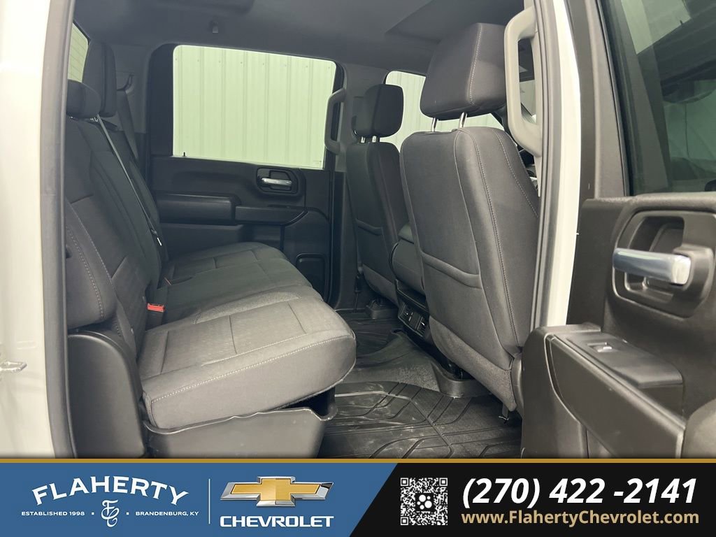 Used 2024 Chevrolet Silverado 2500 Custom w/ Custom Value Package image 13