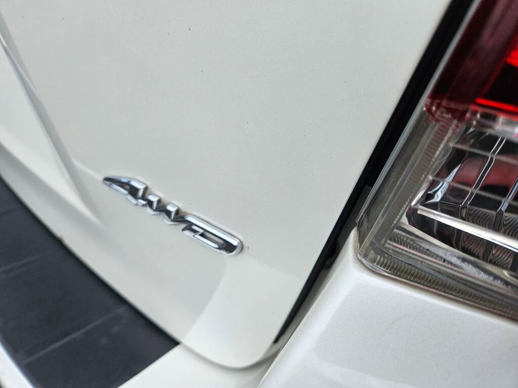 Used 2013 Toyota Highlander Limited image 17