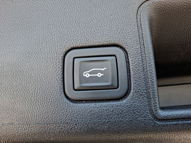 Used 2024 GMC Terrain SLT w/ Infotainment Package II image 31