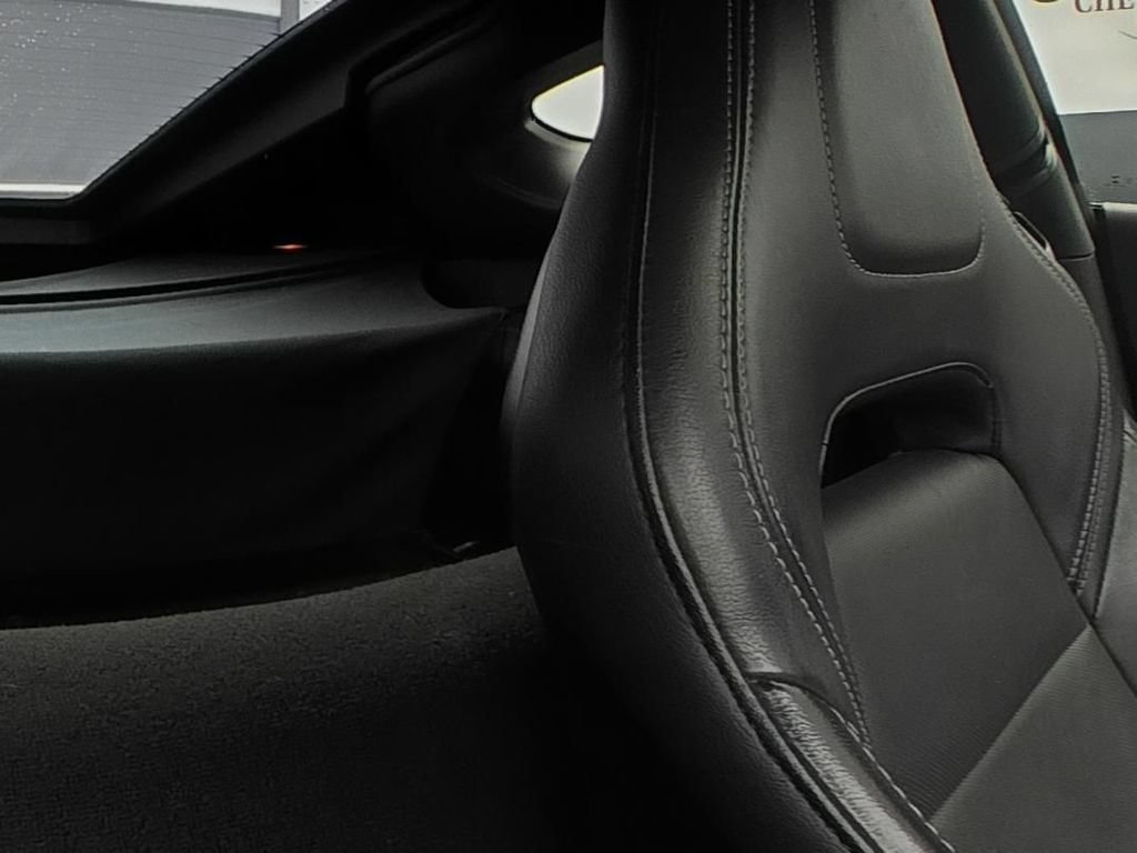 Used 2019 Chevrolet Corvette Z06 RWD image 11