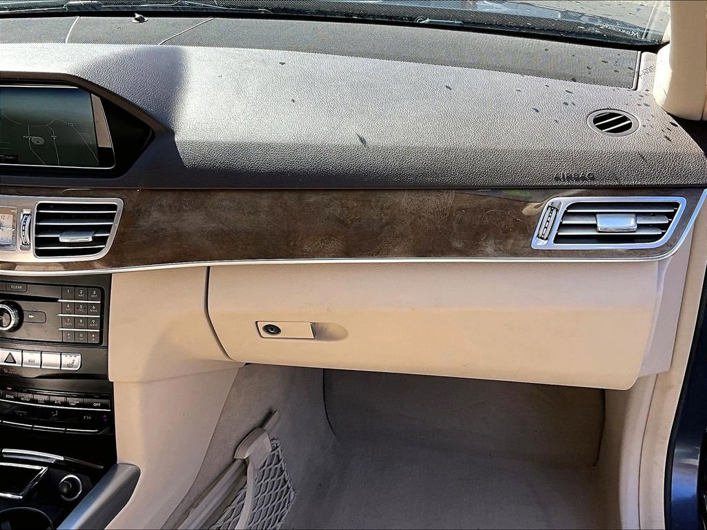 Used 2016 Mercedes-Benz E 350 4MATIC Wagon w/ Premium Package image 15