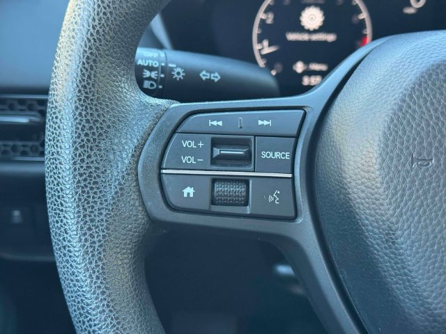 Used 2023 Honda HR-V LX image 25