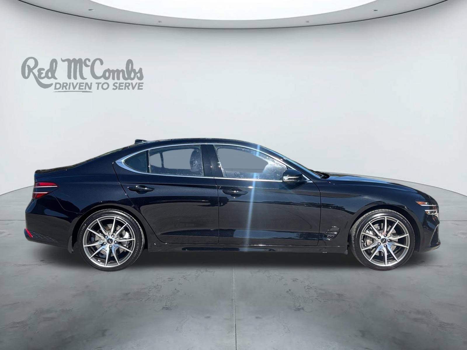 Used 2026 Genesis G70 2.5T Prestige image 6