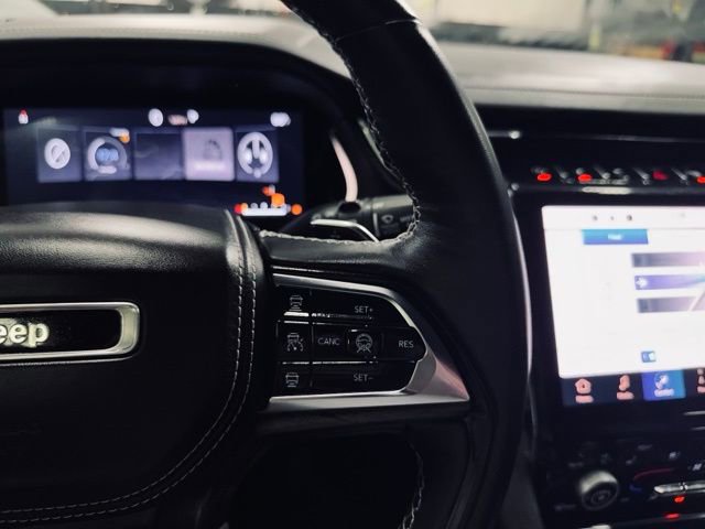 Used 2023 Jeep Grand Cherokee Overland w/ Adv Protech Group III image 29