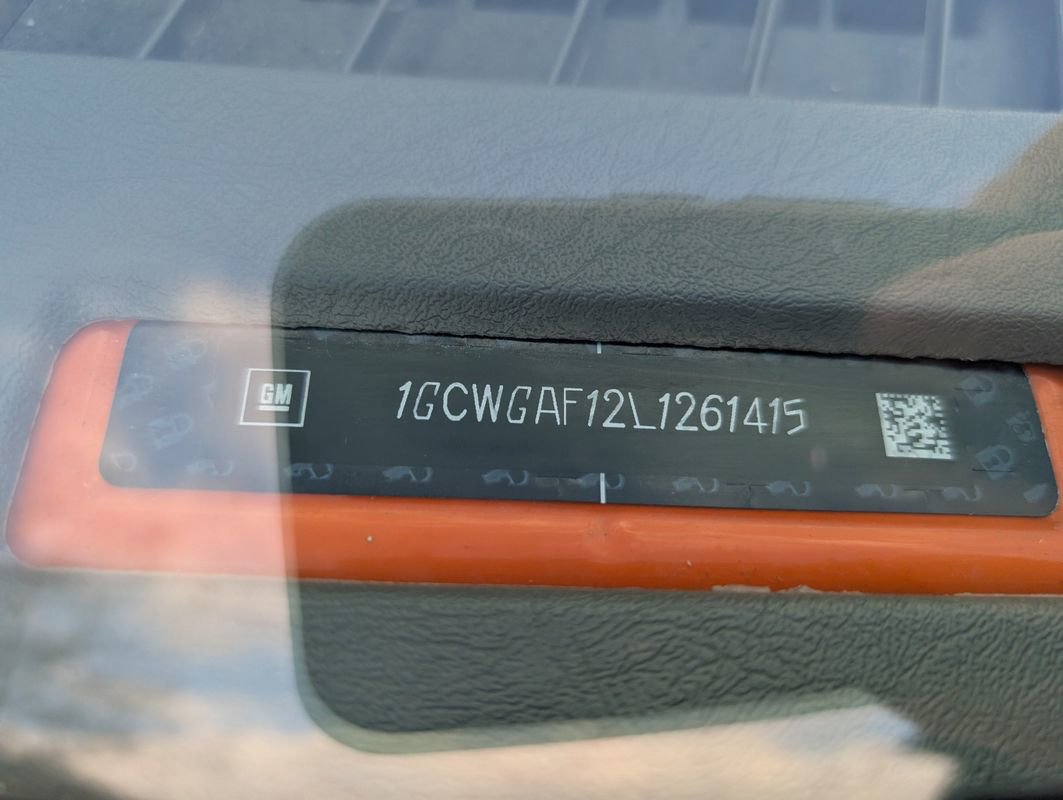 Used 2020 Chevrolet Express 2500 w/ Driver Convenience Package image 40